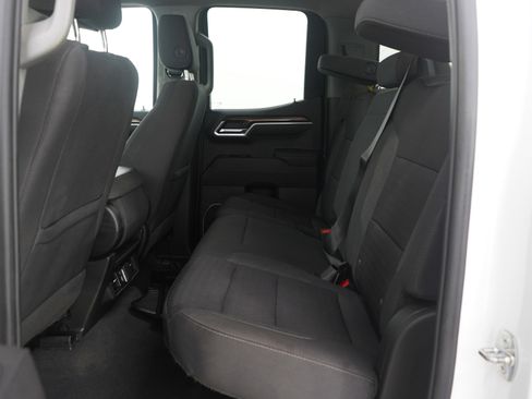 Used 2022 Chevrolet Silverado 1500 LT image 16