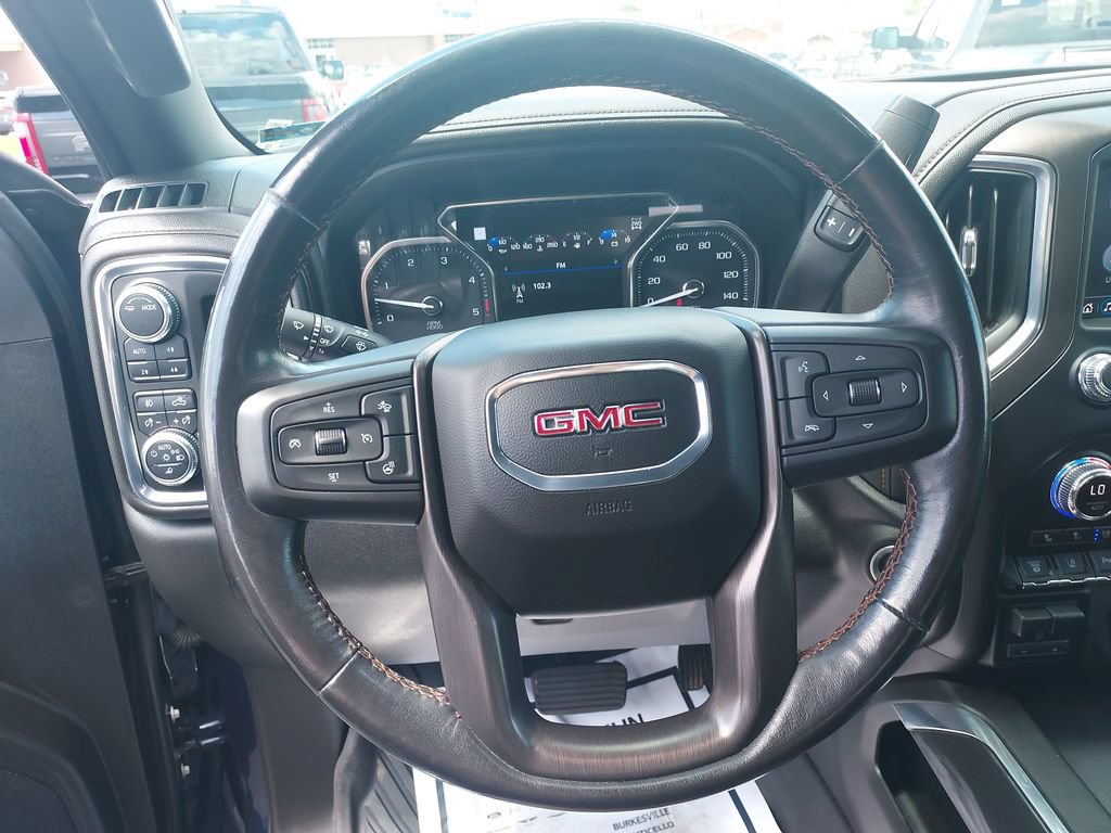 Used 2022 GMC Sierra 2500 AT4 w/ AT4 Premium Plus Package AWD/4WD image 17