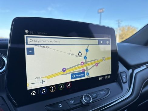 Used 2025 Chevrolet Blazer RS image 3