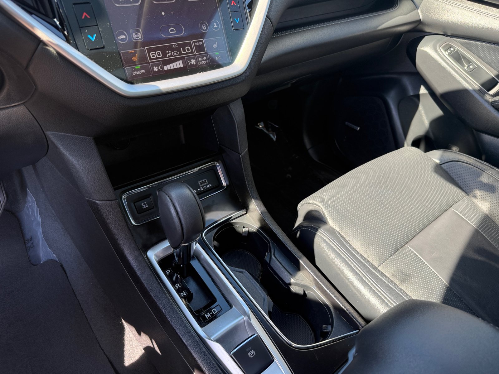 Used 2024 Subaru Ascent Limited w/ Technology Package AWD/4WD image 13