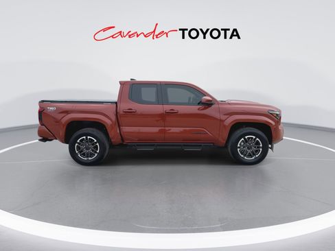 Certified 2025 Toyota Tacoma TRD Sport image 9