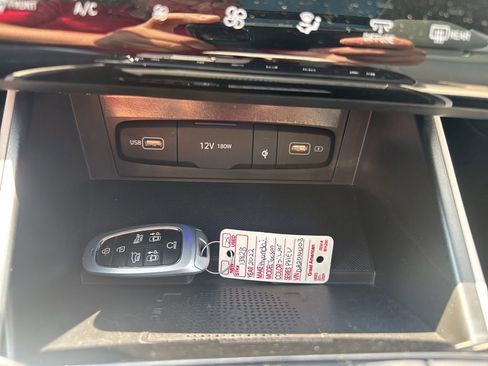 Used 2022 Hyundai Tucson Limited AWD/4WD image 37