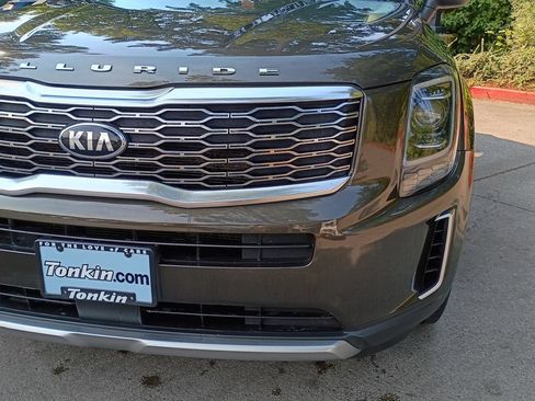 Used 2022 Kia Telluride EX w/ EX Premium Package AWD/4WD image 10