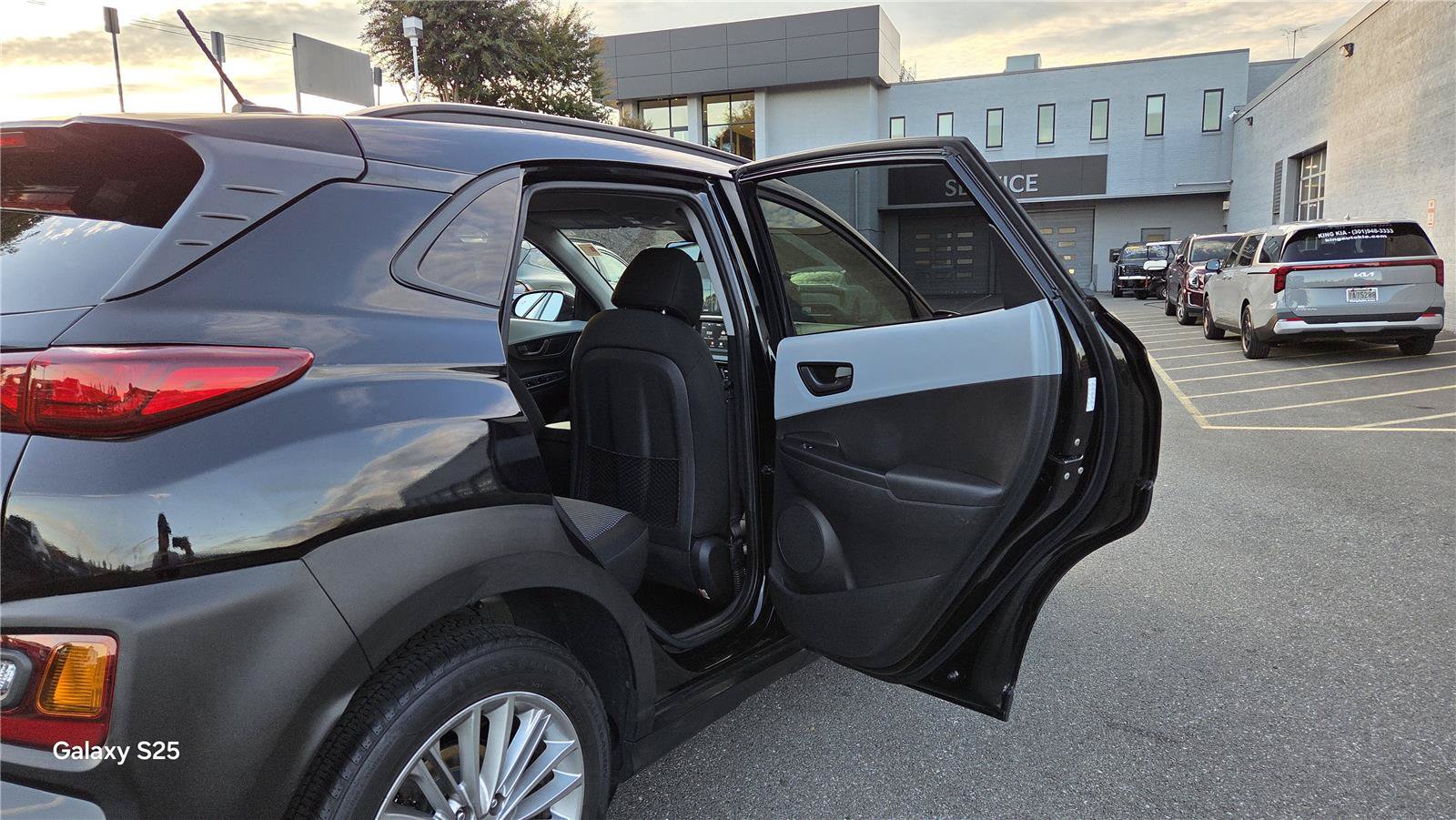 Used 2019 Hyundai Kona SEL FWD image 30