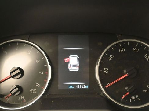 Used 2021 Toyota RAV4 XLE FWD image 11