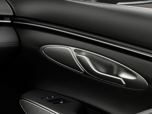 Certified 2026 Genesis Electrified GV70 AWD/4WD image 23