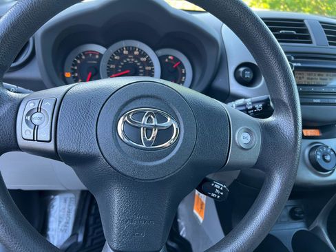Used 2012 Toyota RAV4 4WD w/ Upgrade Value Pkg image 25