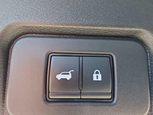 Used 2023 Nissan Rogue SL w/ SL Premium Package AWD/4WD image 12