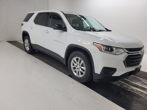Used 2018 Chevrolet Traverse LS image 11