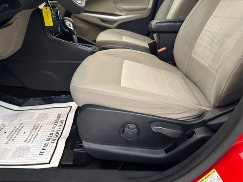 Used 2020 Ford EcoSport S image 39