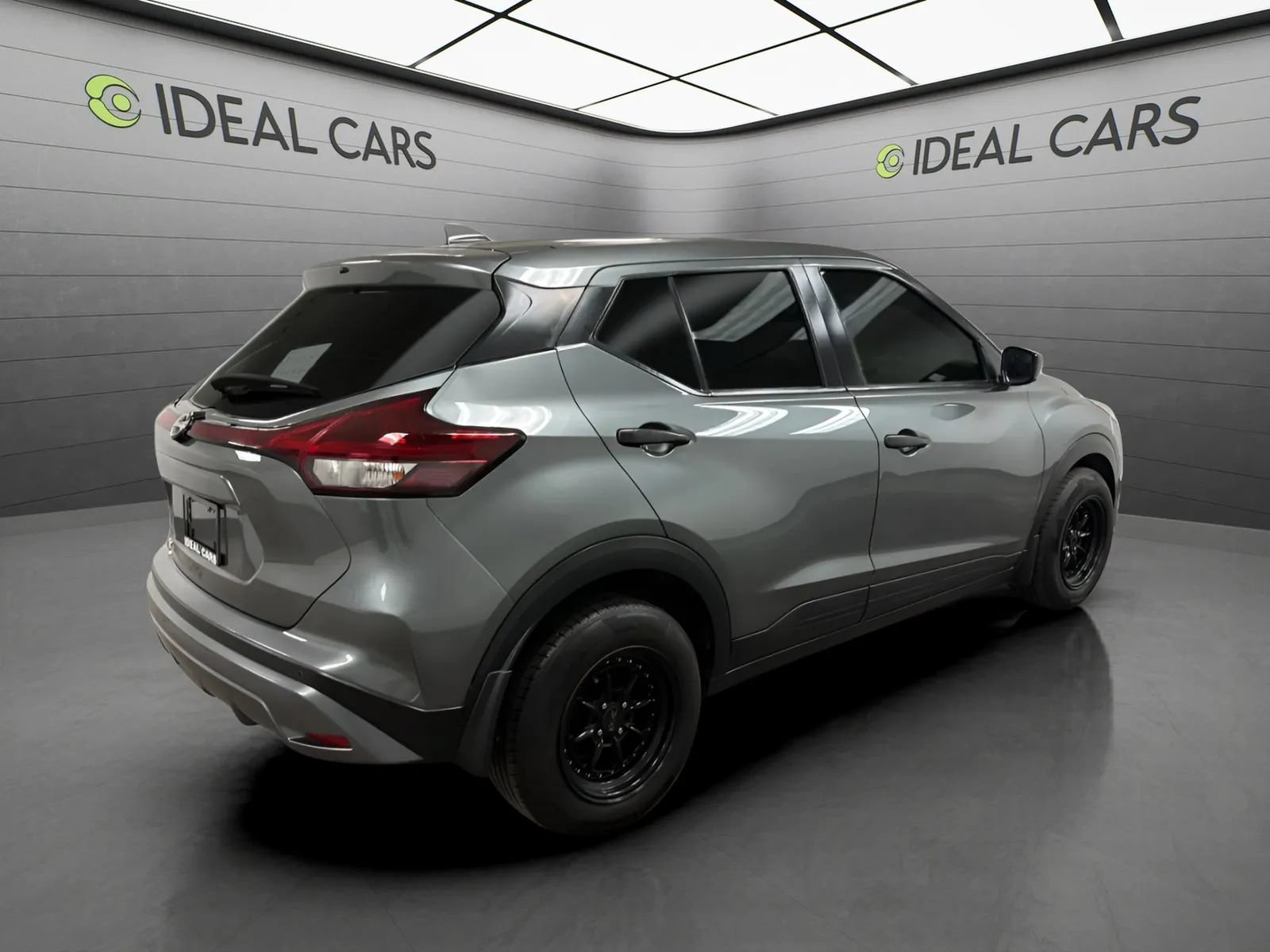 Used 2024 Nissan Kicks S FWD image 5