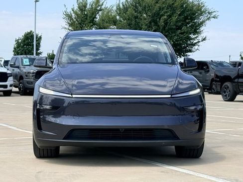 Used 2026 Tesla Model Y Long Range AWD/4WD image 4