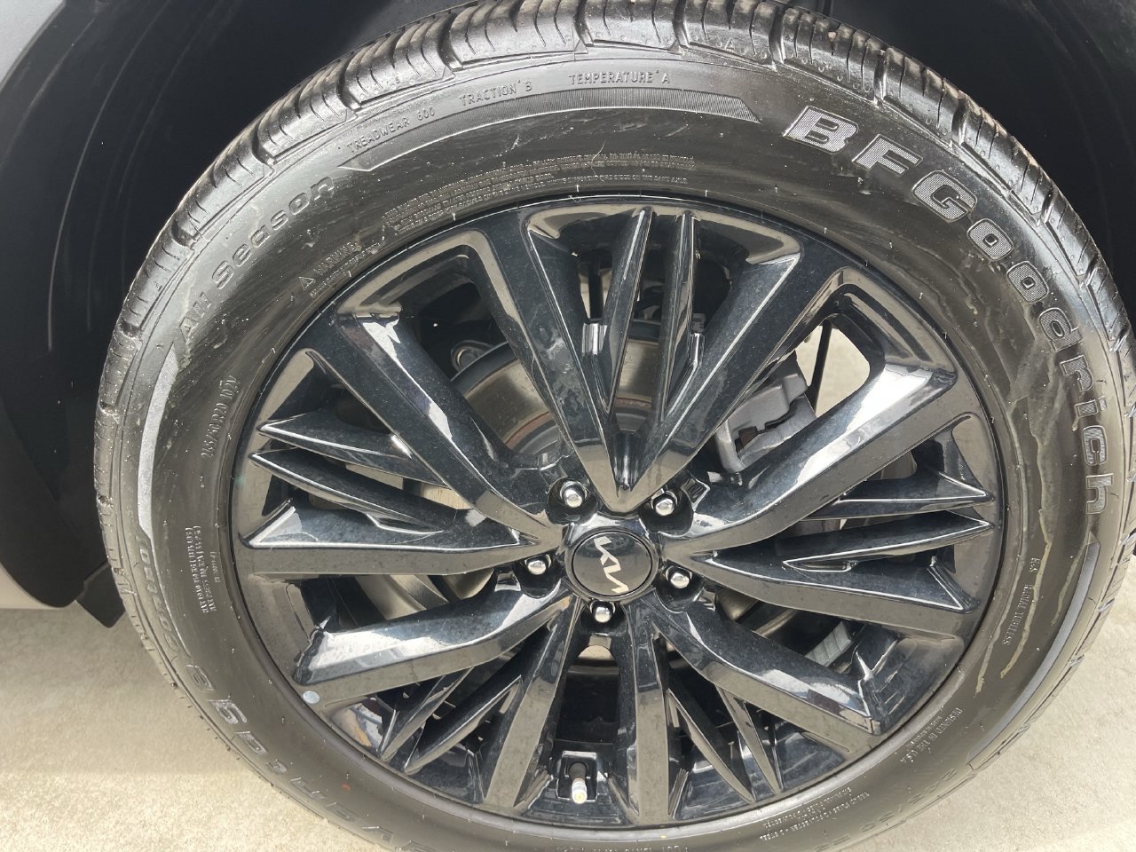 Used 2022 Kia Telluride SX w/ SX Prestige Package AWD/4WD image 9