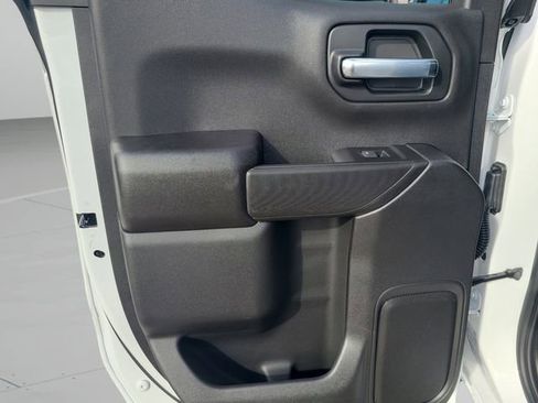 New 2026 Chevrolet Silverado 1500 Custom image 17