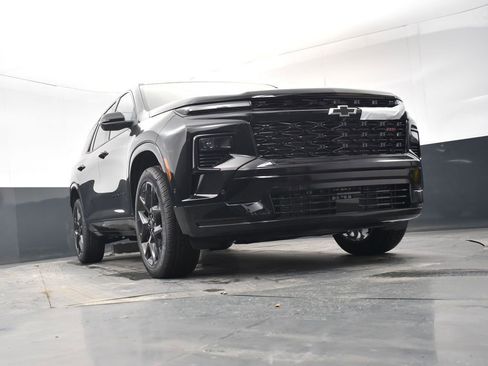 New 2026 Chevrolet Traverse RS w/ LPO, Floor Liner Package image 18