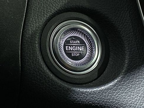 Used 2022 Mercedes-Benz GLC 300 4MATIC image 14