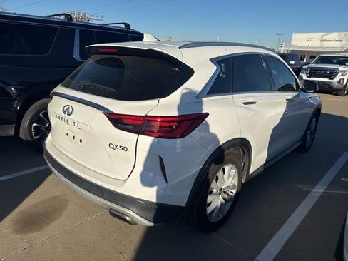 Used 2019 INFINITI QX50 Essential w/ Proactive Package image 3