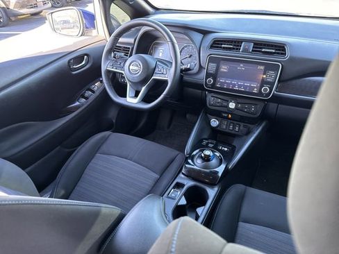 Certified 2024 Nissan Leaf SV Plus image 22