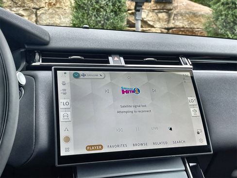 Used 2025 Land Rover Range Rover Velar S image 23