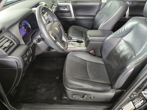 Used 2015 Toyota 4Runner SR5 image 14