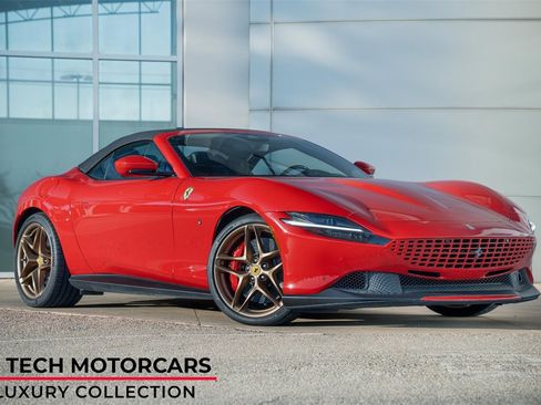 Used 2024 Ferrari Roma Spider image 1
