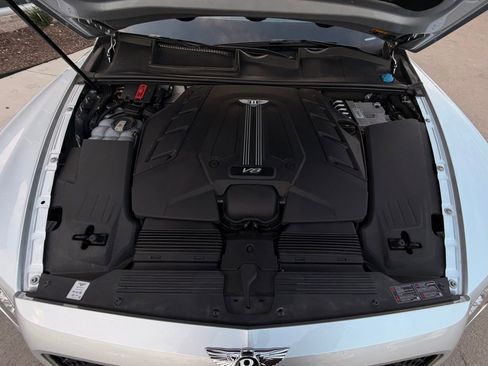 Used 2019 Bentley Bentayga AWD/4WD image 68