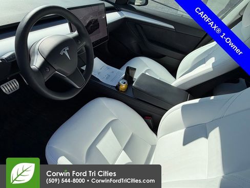 Used 2023 Tesla Model 3 Performance image 5