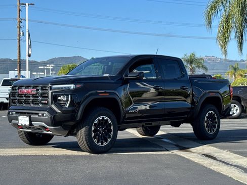 New 2026 GMC Canyon AT4 image 4