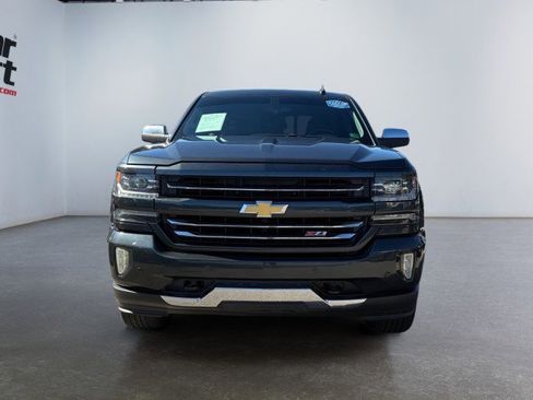 Used 2017 Chevrolet Silverado 1500 LTZ Z71 w/ LTZ Plus Package image 9