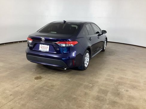 Used 2021 Toyota Corolla LE FWD image 6