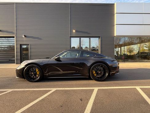 Certified 2026 Porsche 911 Carrera GTS image 2