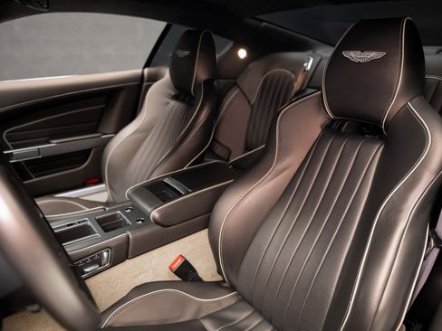 Used 2016 Aston Martin DB9 GT image 57