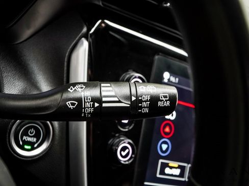 Used 2023 Chevrolet Bolt EUV LT image 33