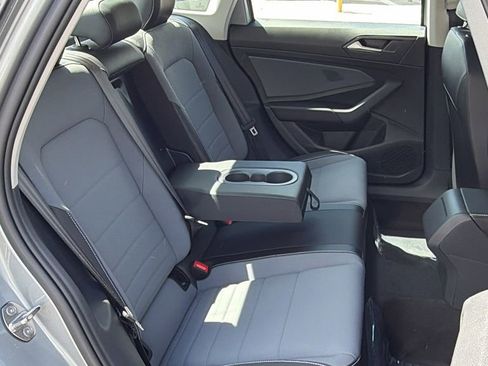 New 2026 Volkswagen Jetta SE FWD image 11