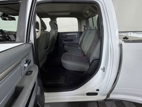 Used 2016 RAM 3500 Big Horn image 7