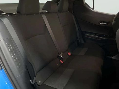 Used 2019 Toyota C-HR XLE FWD image 65