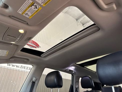 Used 2018 Nissan Pathfinder Platinum w/ Cargo Package AWD/4WD image 33