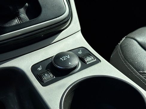 Used 2013 Ford Escape SEL image 32