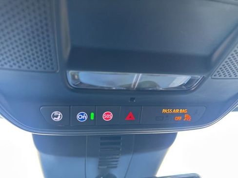 New 2026 Chevrolet Traverse LT w/ Driver Confidence Package AWD/4WD image 14