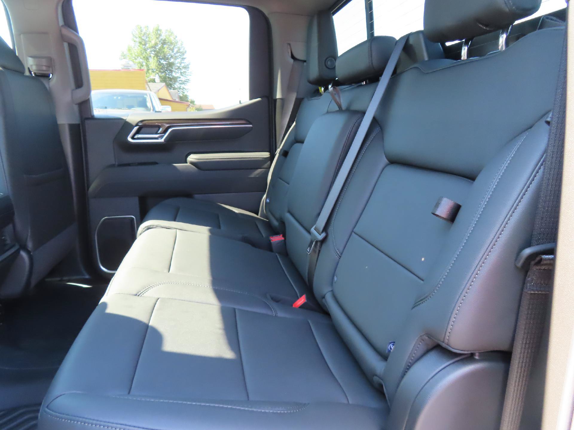 New 2026 Chevrolet Silverado 1500 RST w/ RST All Star Premium Package AWD/4WD image 44