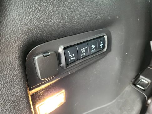 Used 2015 Ford Explorer Sport w/ Equipment Group 401A AWD/4WD image 22