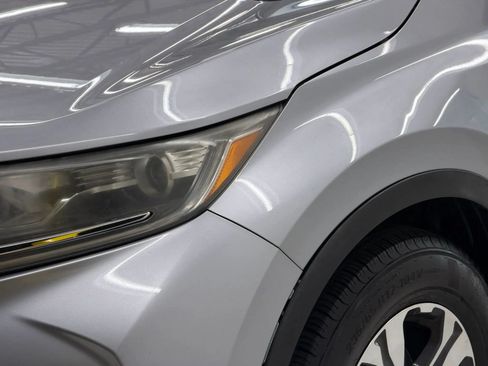 Used 2018 Honda CR-V LX image 4