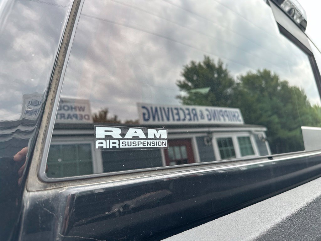 Used 2022 RAM 3500 Limited AWD/4WD image 13