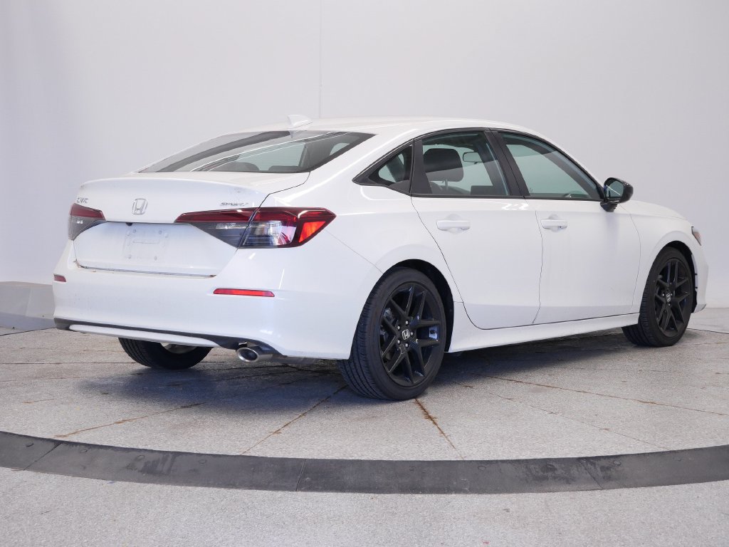 Used 2025 Honda Civic Sport image 6