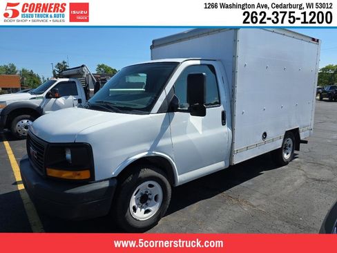 Used 2013 GMC Savana 3500 RWD image 1