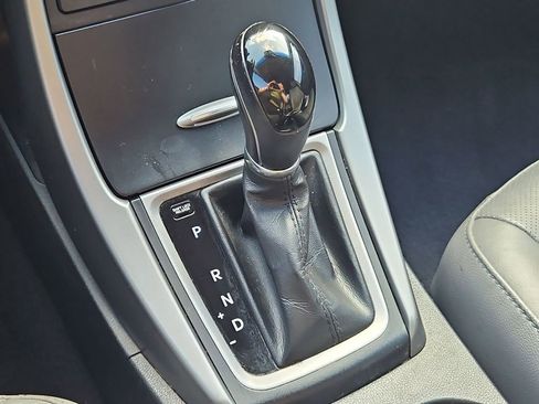 Used 2014 Hyundai Elantra Limited image 26