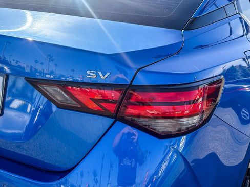 Used 2024 Nissan Sentra SV FWD image 8