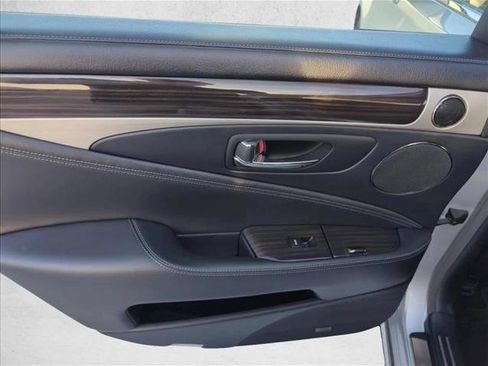 Used 2014 Lexus LS 460 w/ Comfort Package RWD image 8