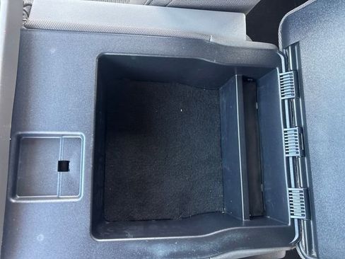 Used 2018 Ford F250 XLT image 29