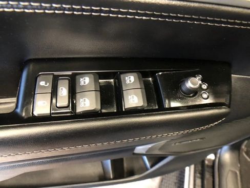 Used 2022 Jeep Wagoneer Series I image 12